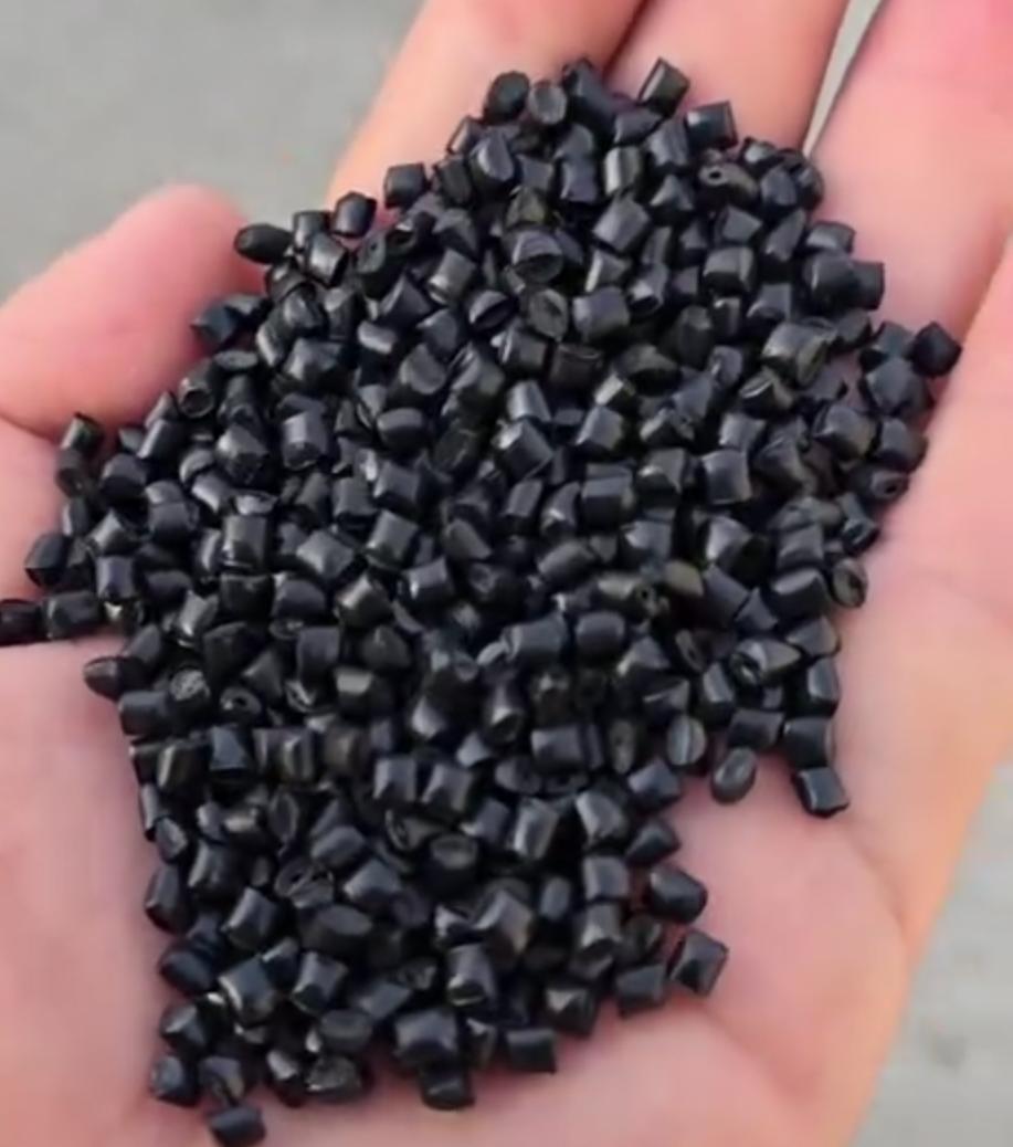 مواد اولیه پلاستیک و پلیمر